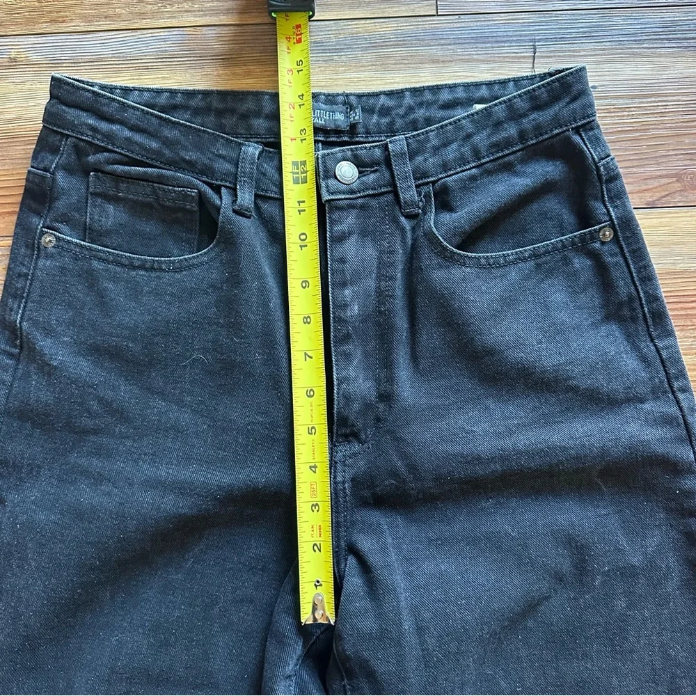 PrettyLittleThing Black Denim High Waisted Straight Leg Jeans Size 8 Tall/Long - Picture 5 of 7